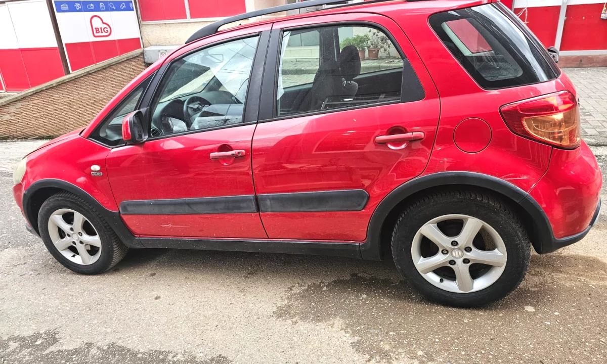 Auto in Vendita a Tirana, Suzuki, 2008 Diesel,Kambio Manual Pagamento 4,000  Euro.