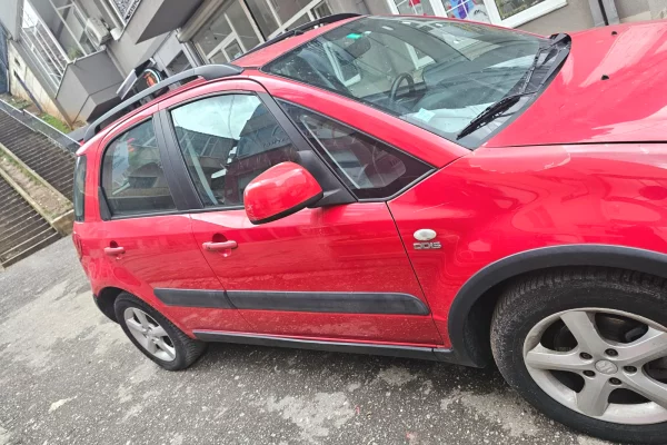Auto in Vendita a Tirana - 4,000 Euro