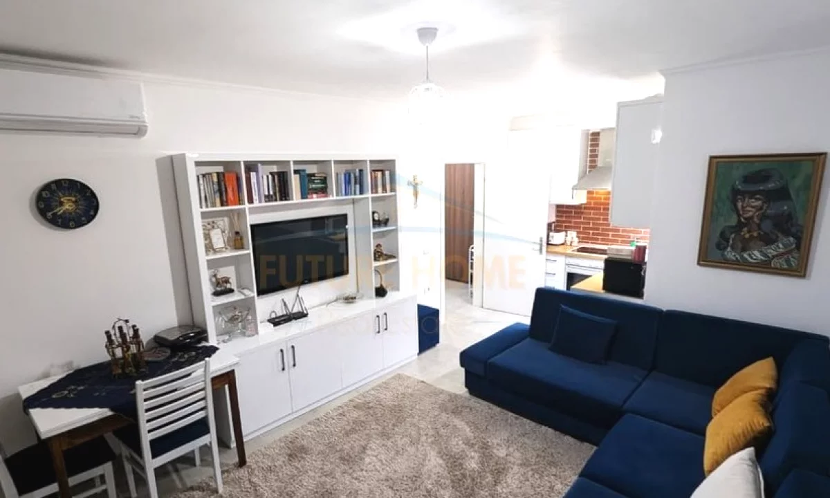 Shtepi me qera Apartament ne Tirane, 1+1, Mobilimi E mobiluar, Pagesa 400  Euro.