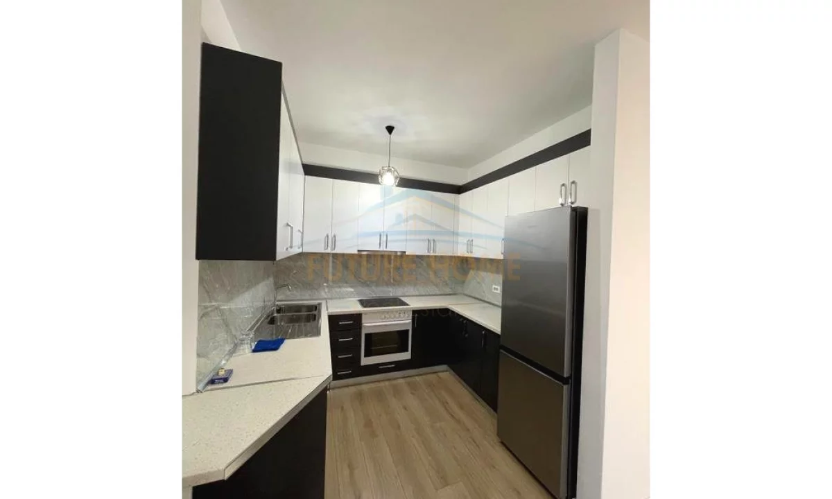 Shtepi me qera Apartament ne Tirane, 2+1, Mobilimi E mobiluar, Pagesa 650  Euro.