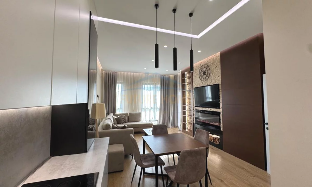 Shtepi me qera Apartament ne Tirane, 1+1, Mobilimi E mobiluar, Pagesa 850  Euro.