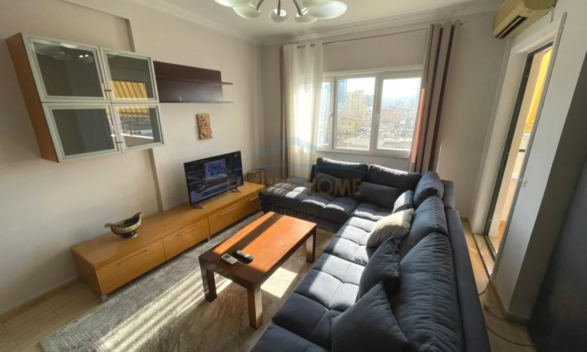 Shtepi me qera Apartament ne Tirane, 2+1, Mobilimi E mobiluar, Pagesa 800  Euro.