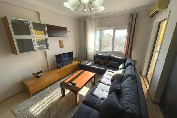 Shtepi me qera 2+1 ne Tirane - 800 Euro