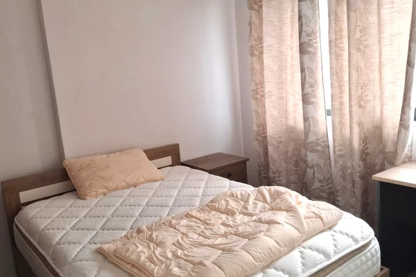 Shtepi me qera Apartament ne Tirane, 2+1, Mobilimi E mobiluar, Pagesa 750  Euro.