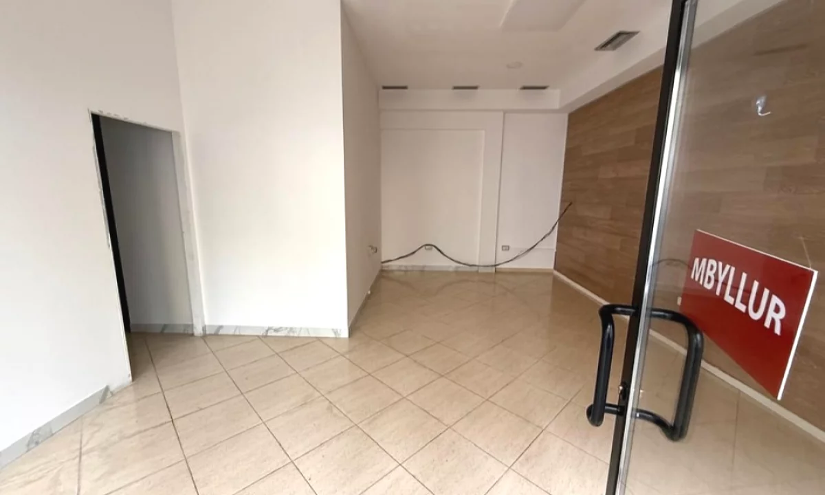 JEPET ME QERA DYQAN 55m2