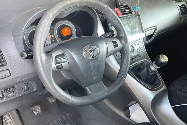 Auto in Vendita a Tirana - 5,900 Euro