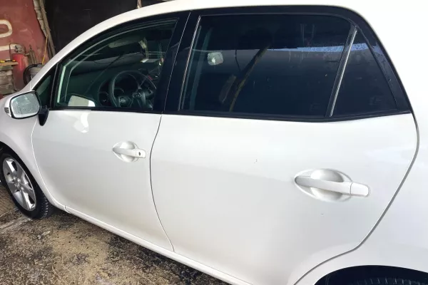 Auto in Vendita a Tirana, Toyota, 2011 Diesel,Kambio Manual Pagamento 5,900  Euro.