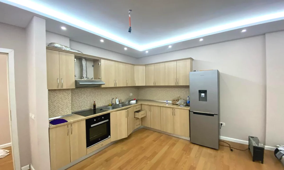 Apartment for rent in Tirana 2+1, Furnished