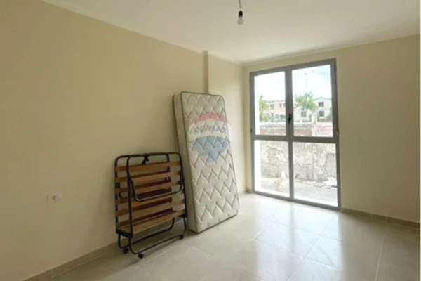 QERA, APARTAMENT 2+1, RRUGA 5 MAJI, TIRANË