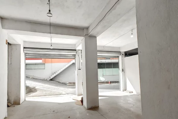 Business Property in Sale 1+1 in Tirana - 331,500 Euro