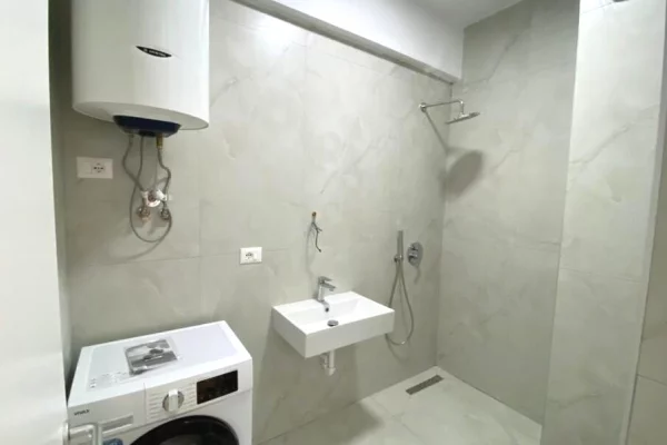 Shtepi me qera Apartament ne Tirane, 1+1, Mobilimi E mobiluar, Pagesa 400  Euro.