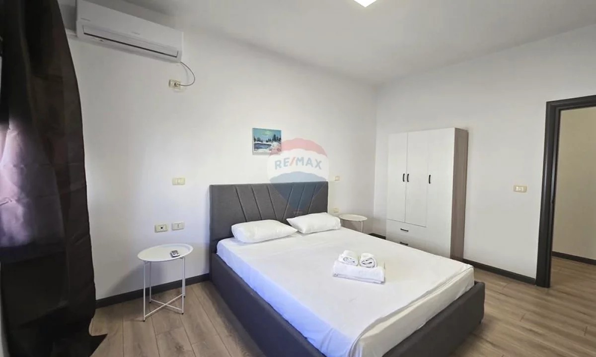 Appartamento in vendita a Tirana 2+1, Arredato