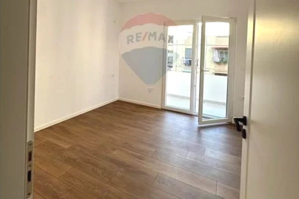 Shtepi ne shitje 2+1 ne Tirane - 118,000 Euro