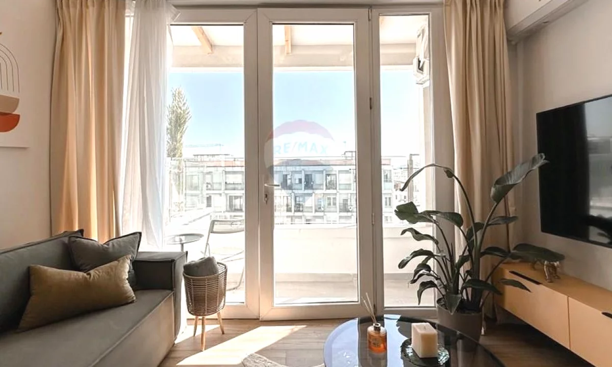 Appartamento in vendita a Tirana Garsoniere, Arredato