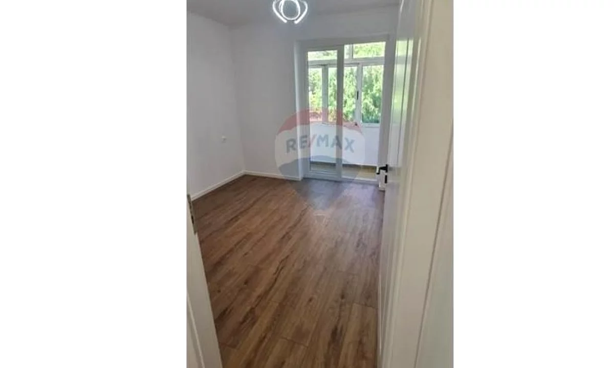 Appartamento in vendita a Tirana 1+1, Vuoto