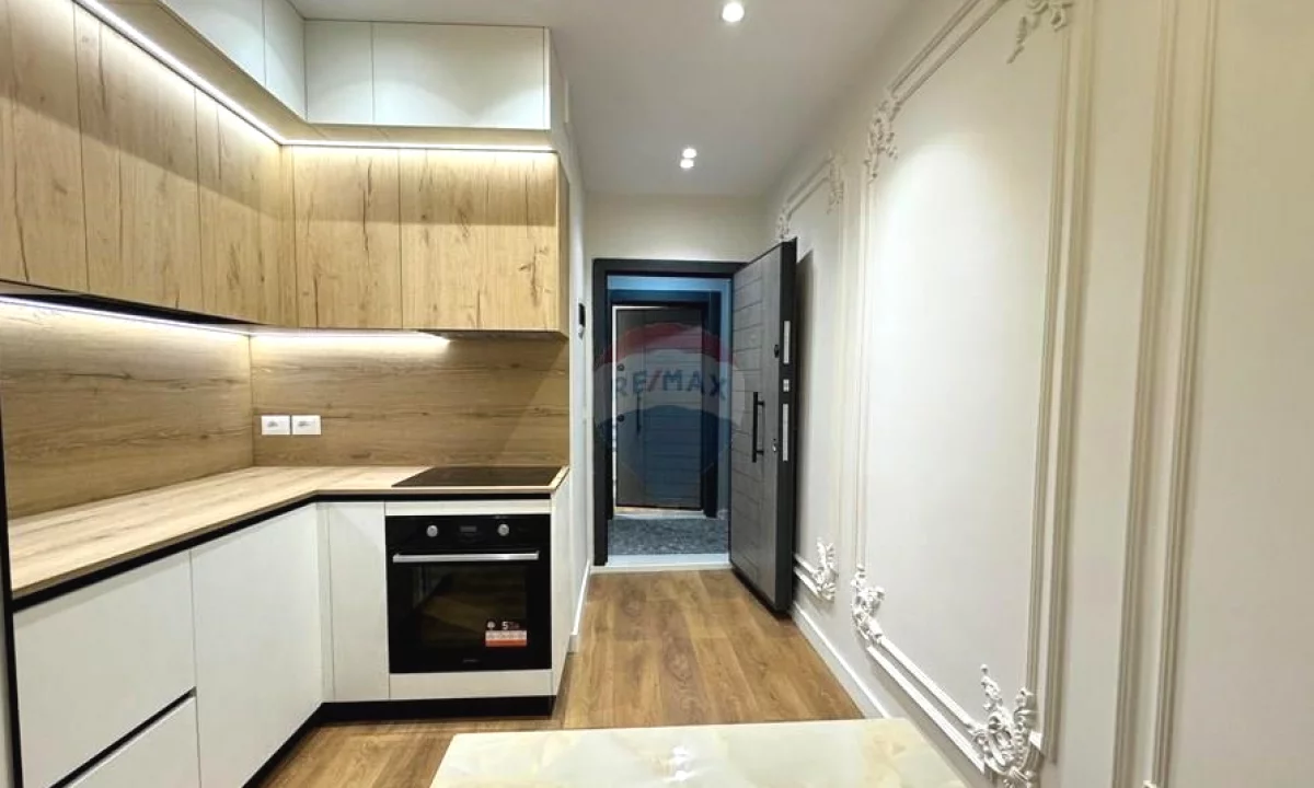 Appartamento in vendita a Tirana Garsoniere, Arredato