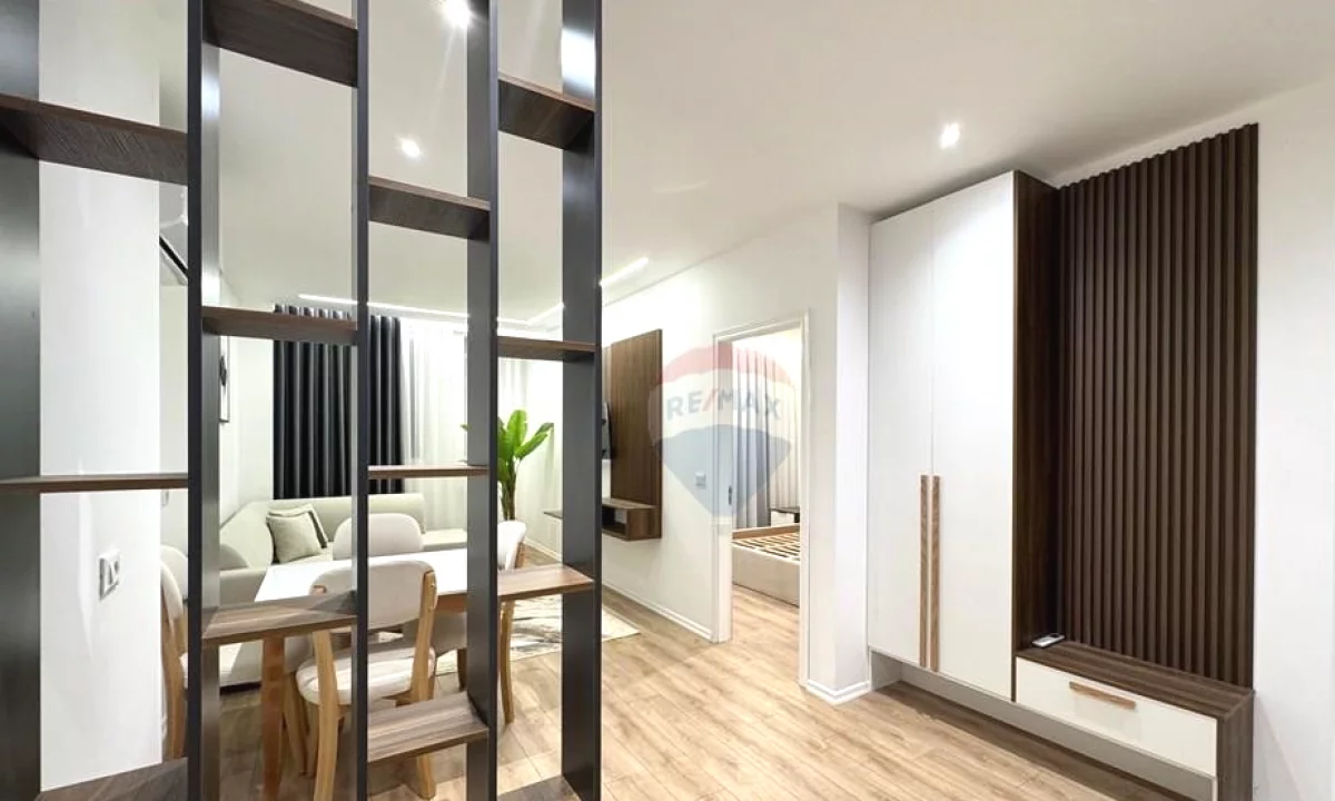 Appartamento in vendita a Tirana 1+1, Arredato