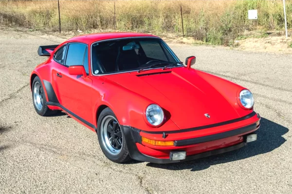 Auto in Vendita a Tirana, Porsche, 1990 Benzine,Kambio Manual Pagamento 69,000  Dollar.