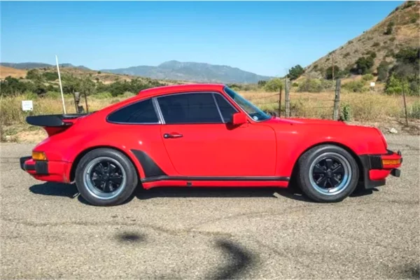 Auto in Vendita a Tirana - 69,000 Dollar