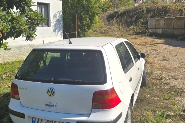 Auto in Vendita a Tirana - 1,000 Euro