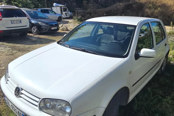 Auto in Vendita a Tirana - 1,000 Euro