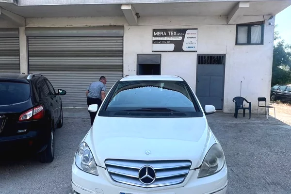 Auto in Vendita a Tirana, Mercedes-Benz, 2009 Diesel,Kambio Automatik Pagamento 4,000  Euro.