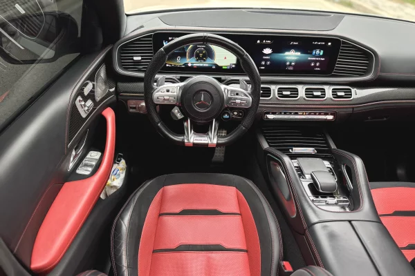 Makina ne shitje ne Durres, Mercedes-Benz, 2023 Benzine,Kambio Automatik Pagesa 80,000  Euro.