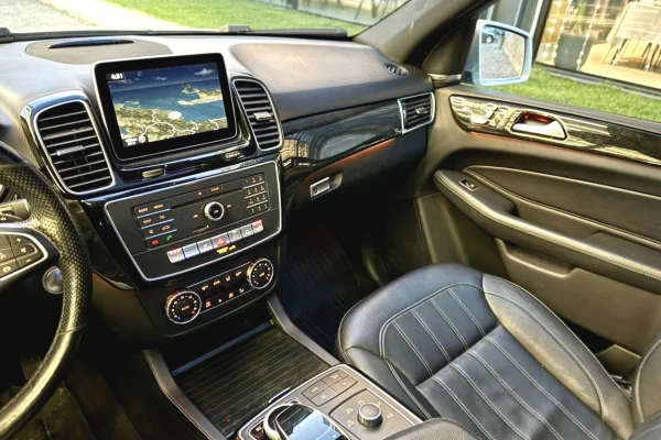 Cars for sale in Durres - 23,000 Euro