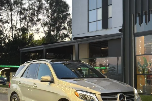 Cars for sale in Durres - 23,000 Euro