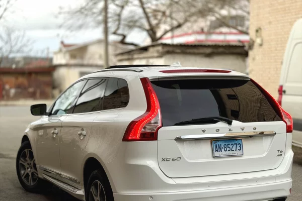 Makina ne shitje ne Durres - 12,500 Euro