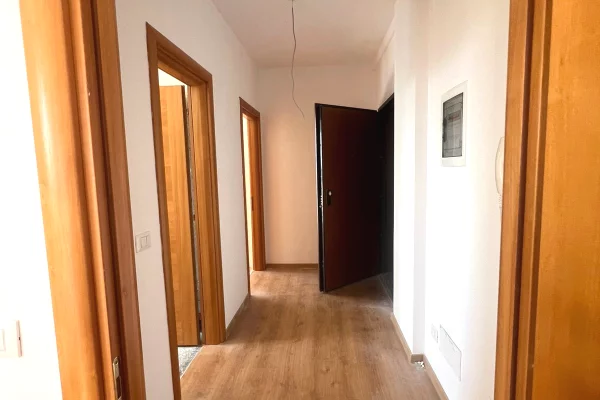 Shtepi ne shitje 1+1 ne Tirane - 109,000 Euro