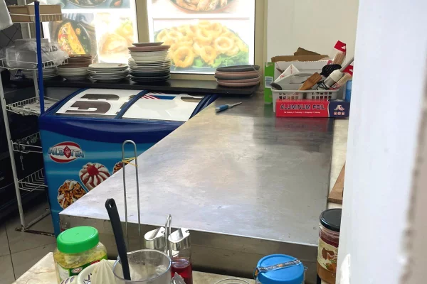 LOKAL ME QERA NE GOLEM