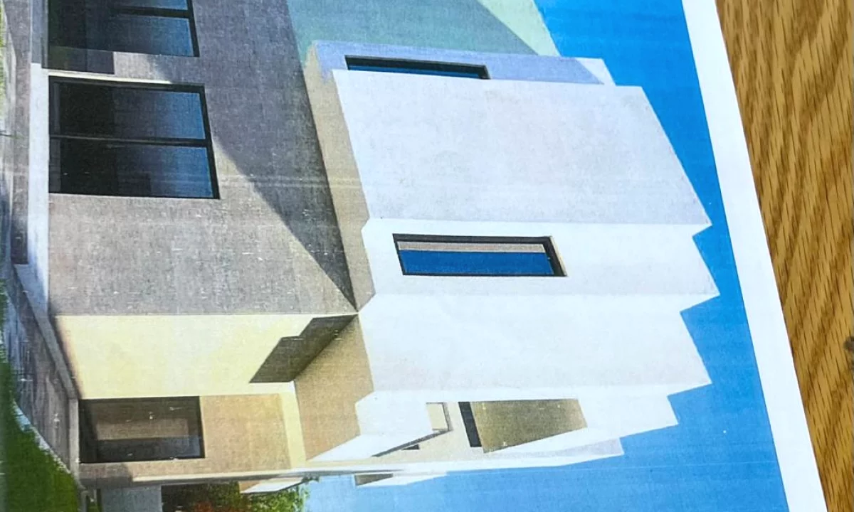 Luxury villas for sale in Durres 6+1, Emty