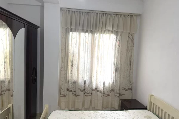 Shtepi me qera Apartament ne Tirane, 1+1, Mobilimi E mobiluar, Pagesa 350  Euro.