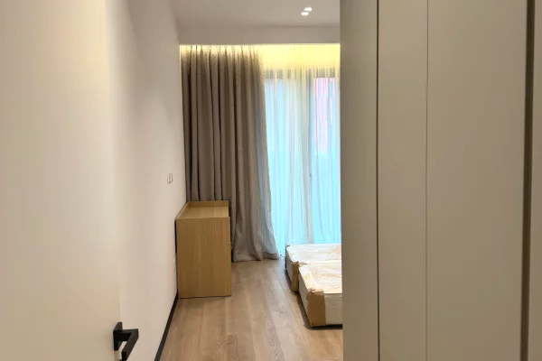 Shtepi me qera Apartament ne Tirane, 2+1, Mobilimi E mobiluar, Pagesa 2,800  Euro.