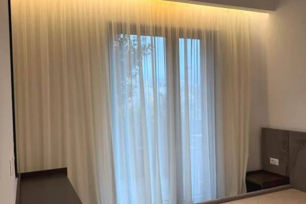 Shtepi me qera Apartament ne Tirane, 2+1, Mobilimi E mobiluar, Pagesa 2,800  Euro.