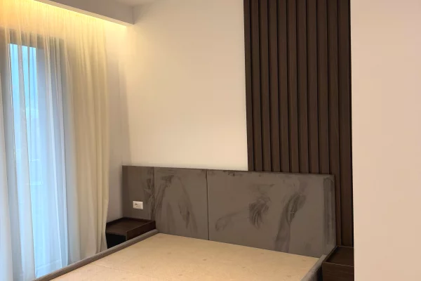 Shtepi me qera Apartament ne Tirane, 2+1, Mobilimi E mobiluar, Pagesa 2,800  Euro.