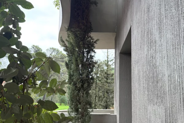 Shtepi me qera 2+1 ne Tirane - 2,800 Euro