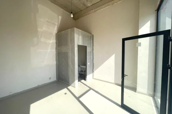 Ambient biznesi me qera 1+1 ne Tirane - 45,000 Leke