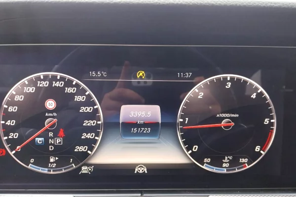 Auto in Vendita a Pristina, Mercedes-Benz, 2019 Diesel,Kambio Steptronic-Tiptronic Pagamento 15,000  Euro.