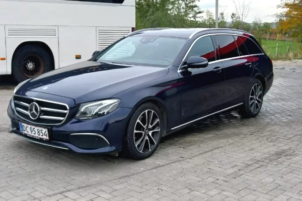 Auto in Vendita a Pristina, Mercedes-Benz, 2019 Diesel,Kambio Steptronic-Tiptronic Pagamento 15,000  Euro.