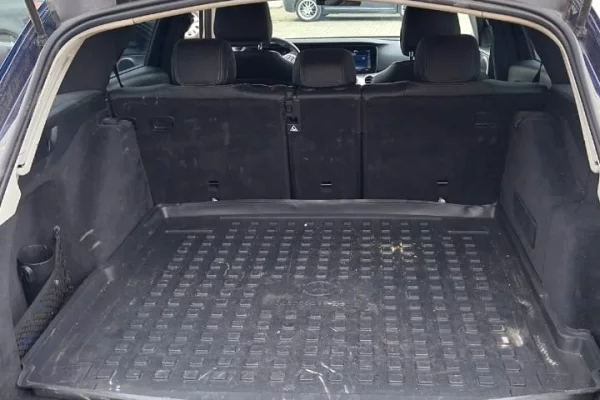 Auto in Vendita a Pristina, Mercedes-Benz, 2019 Diesel,Kambio Steptronic-Tiptronic Pagamento 15,000  Euro.