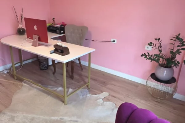 Jepet me qira ambient per zyre – 120 m2