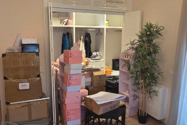 Jepet me qira ambient per zyre – 120 m2