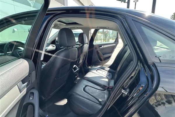 Auto in Vendita a Tirana, Audi, 2012 Benzine,Kambio Automatik Pagamento 6,000  Euro.