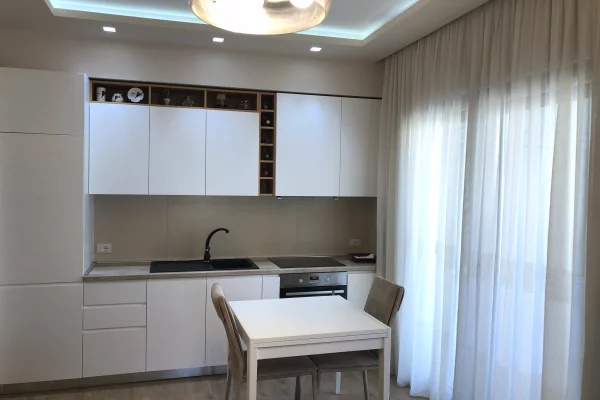 Shtepi me qera Apartament ne Vlore, 2+1, Mobilimi E mobiluar, Pagesa 65,000  Leke.