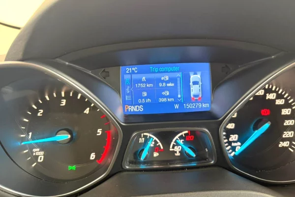 Auto in Vendita a Tirana, Ford, 2014 Diesel,Kambio Automatik Pagamento 12,900  Euro.