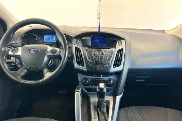 Auto in Vendita a Tirana, Ford, 2012 Diesel,Kambio Automatik Pagamento 6,900  Euro.