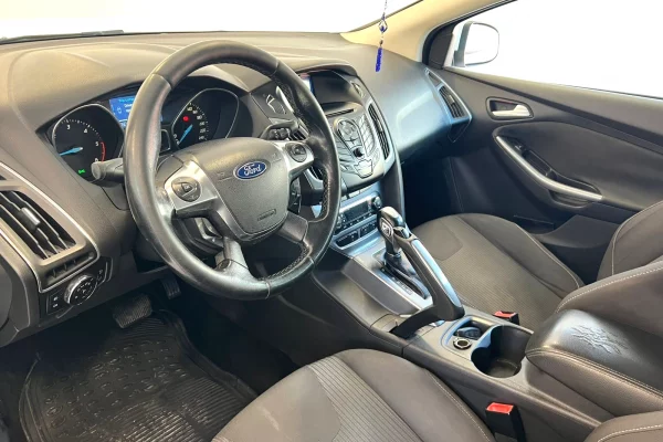 Auto in Vendita a Tirana, Ford, 2012 Diesel,Kambio Automatik Pagamento 6,900  Euro.