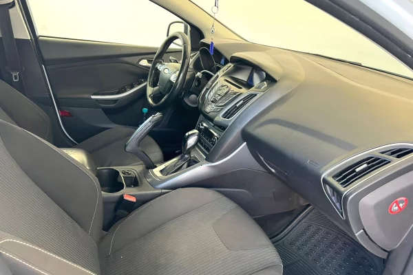 Auto in Vendita a Tirana, Ford, 2012 Diesel,Kambio Automatik Pagamento 6,900  Euro.